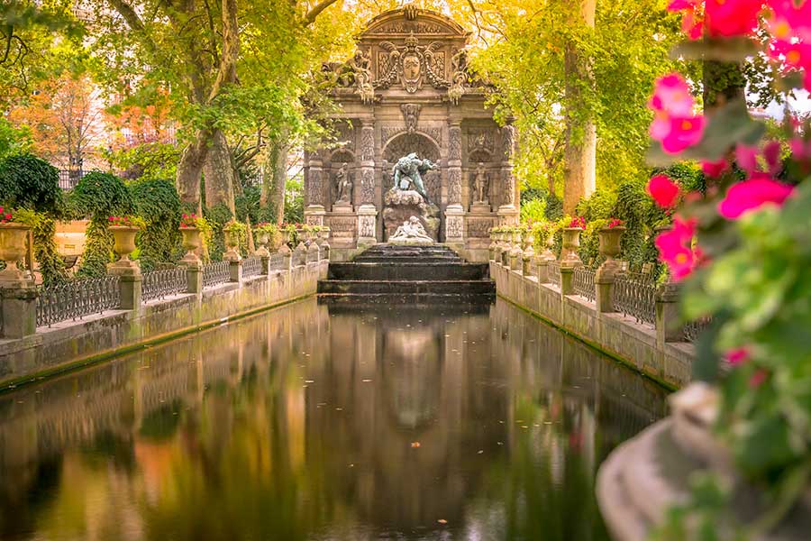 Fontaine de Médicis au Jardin du Luxembourg