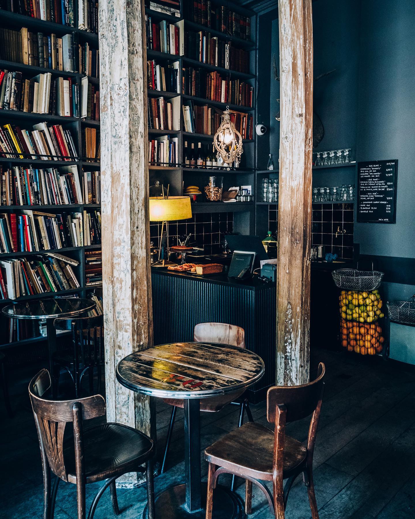 Used Book café