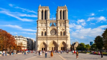 reconstruction notre dame de paris