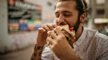 ce nouvel établissement de street food revisite complètement les codes du sandwich