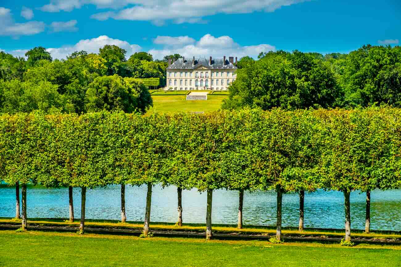 chateau-paris-aout